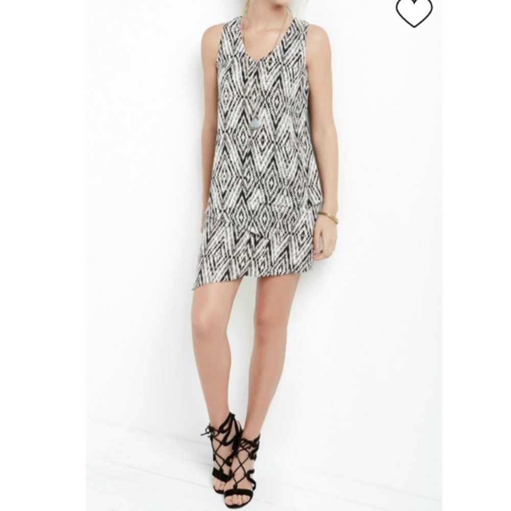 🌸2/$25 Karen Karen White Brown Diamond Print Tiered Sleeveless Mini dress